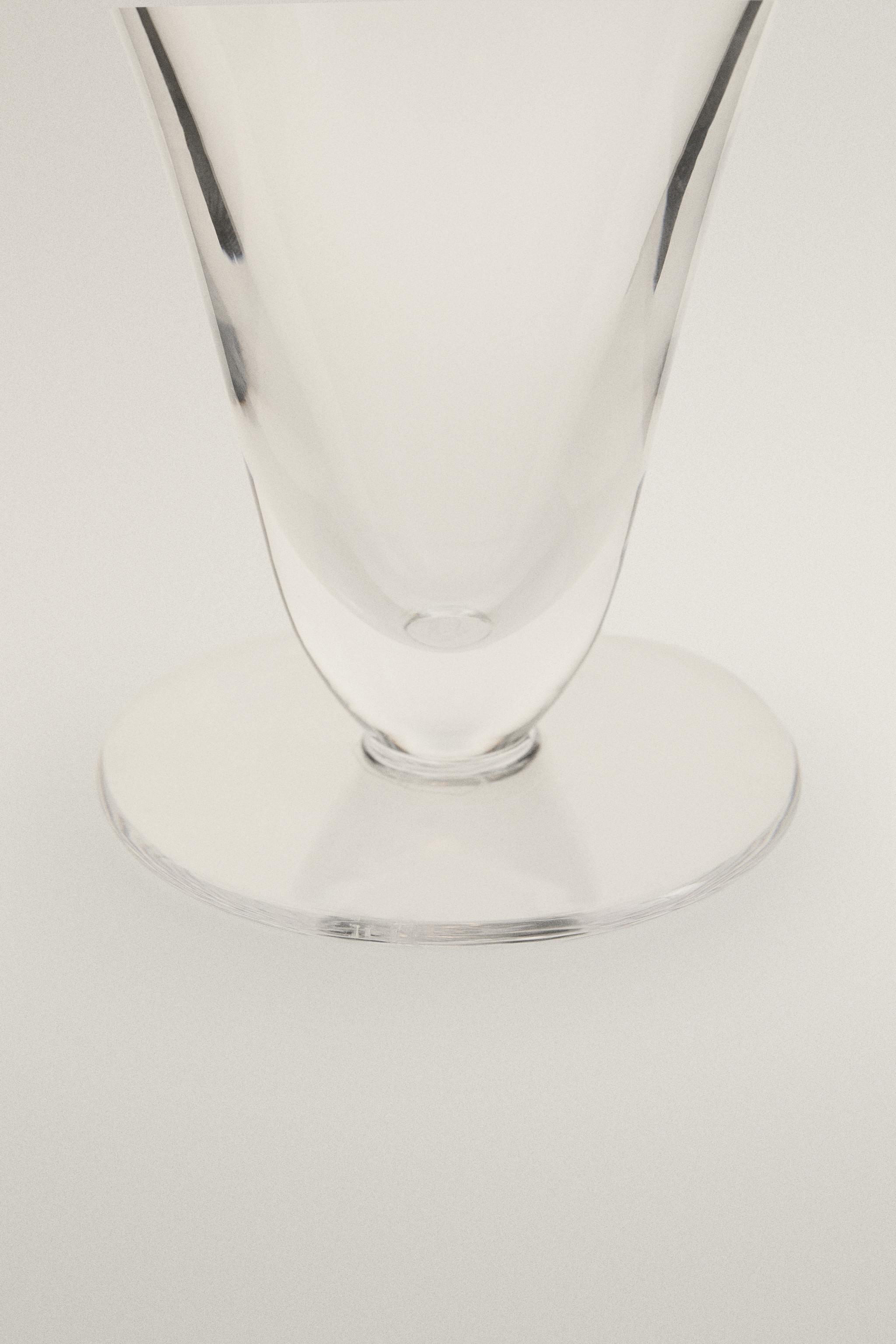 GLASS VASE | STUDIO MARY LENNOX
